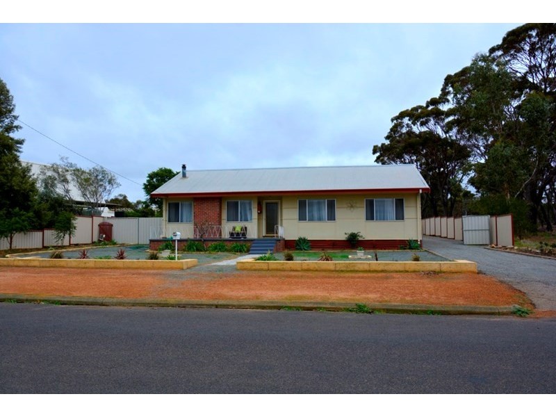 77 Omdurman Street, Wagin WA 6315