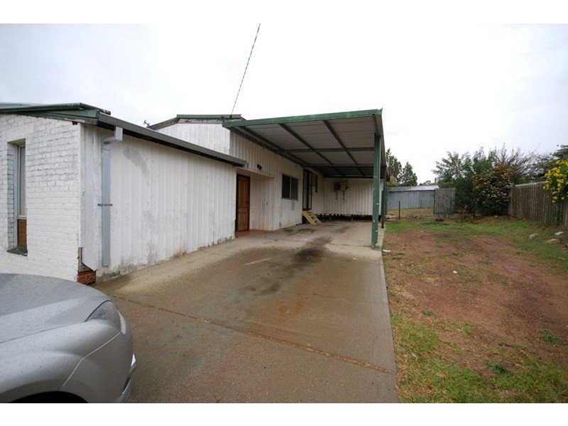 37 Lock Street, Narrogin WA 6312
