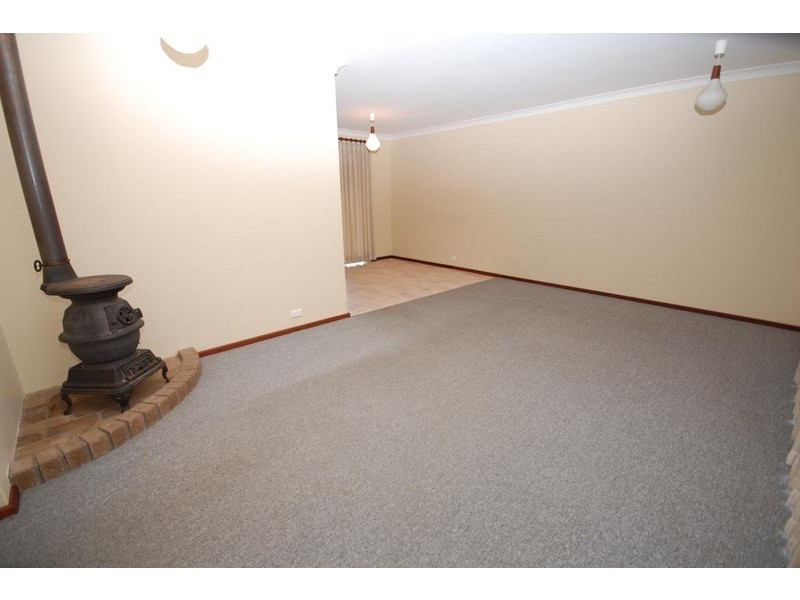 133 Narrakine Road, Narrogin WA 6312