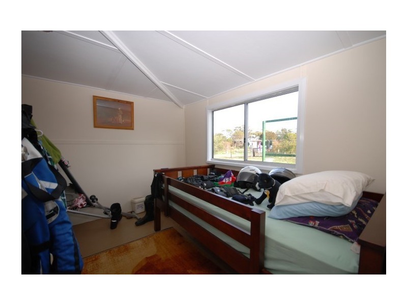 25 Hotham Street, Popanyinning WA 6309