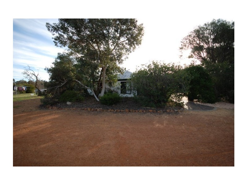 25 Hotham Street, Popanyinning WA 6309