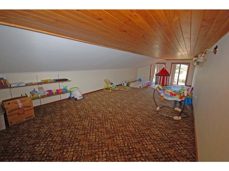 25 Hough Street, Narrogin WA 6312