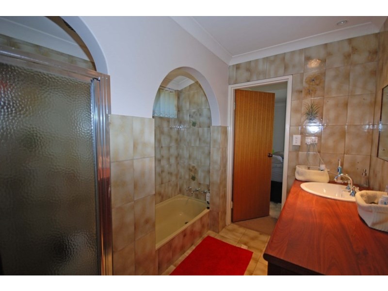 25 Hough Street, Narrogin WA 6312