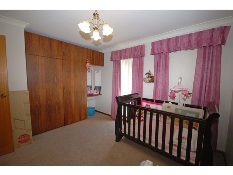 25 Hough Street, Narrogin WA 6312