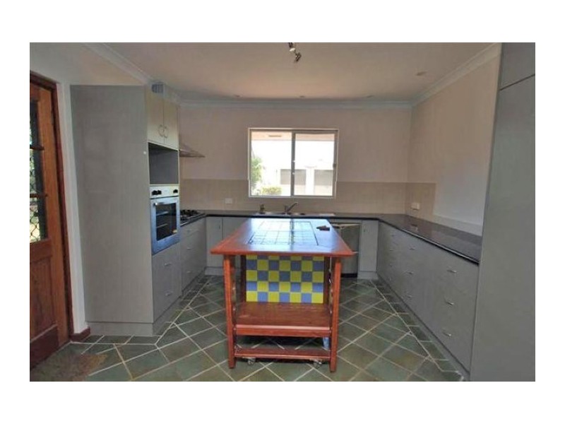 72 Doney Street, Narrogin WA 6312