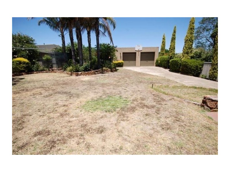 72 Doney Street, Narrogin WA 6312