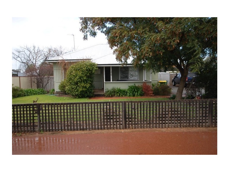 45 Clayton Road, Narrogin WA 6312