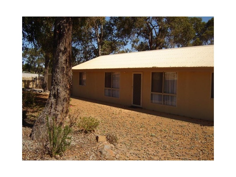 5 Short Street, Narrogin WA 6312