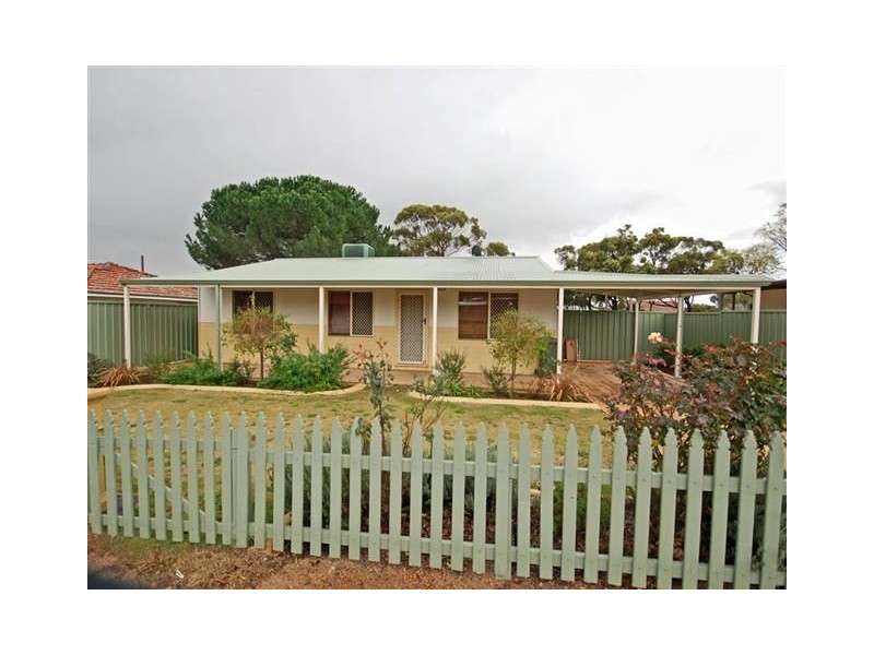 55 Fox Street, Narrogin WA 6312