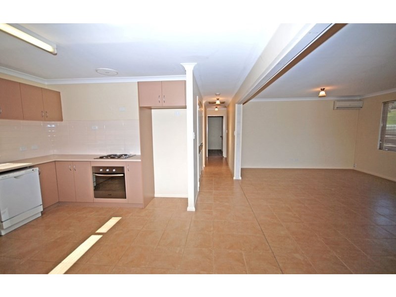 2 Sandalwood Place, Boddington WA 6390