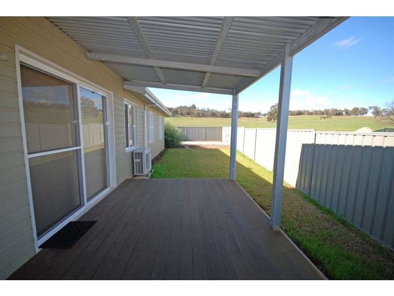 2 Sandalwood Place, Boddington WA 6390