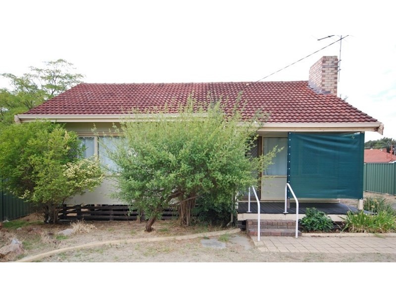 5 Clough Place, Narrogin WA 6312