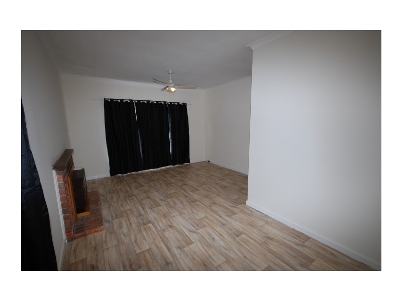 7 Bunbury Street, Narrogin WA 6312