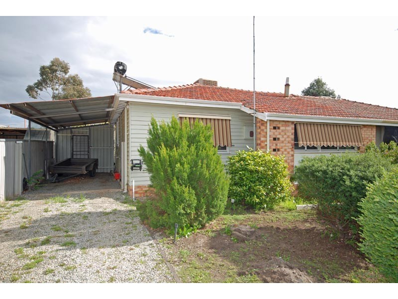 20A Floyd Street, Narrogin WA 6312