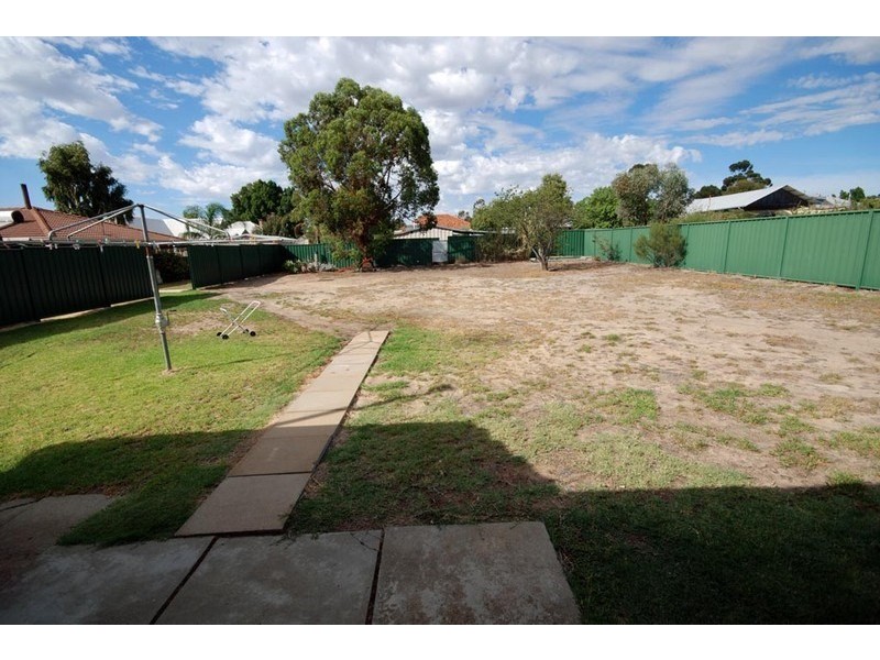 53 Clayton Road, Narrogin WA 6312