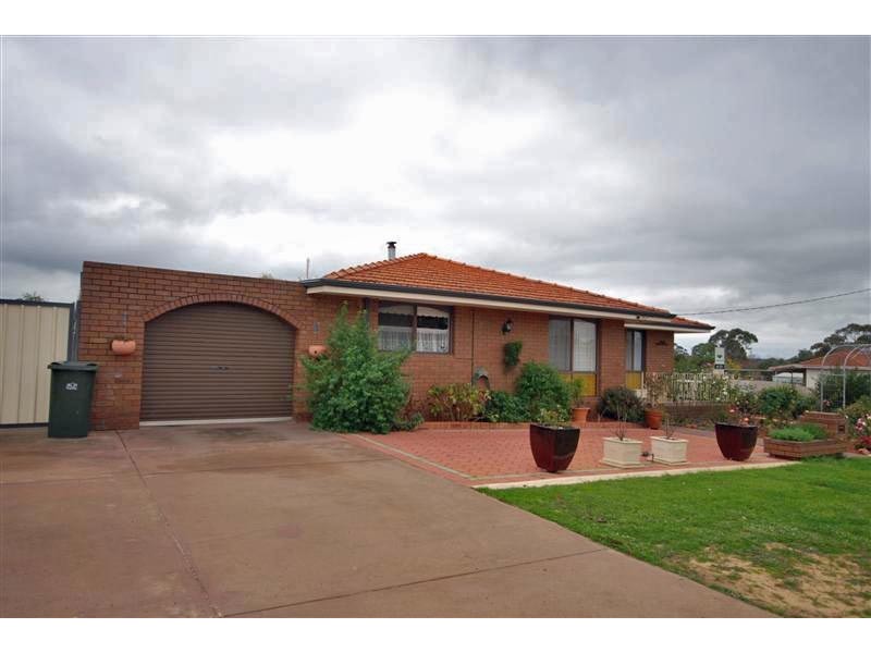 42 Floreat Street, Narrogin WA 6312