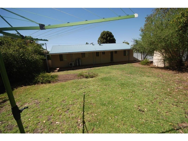 55 Hough Street, Narrogin WA 6312