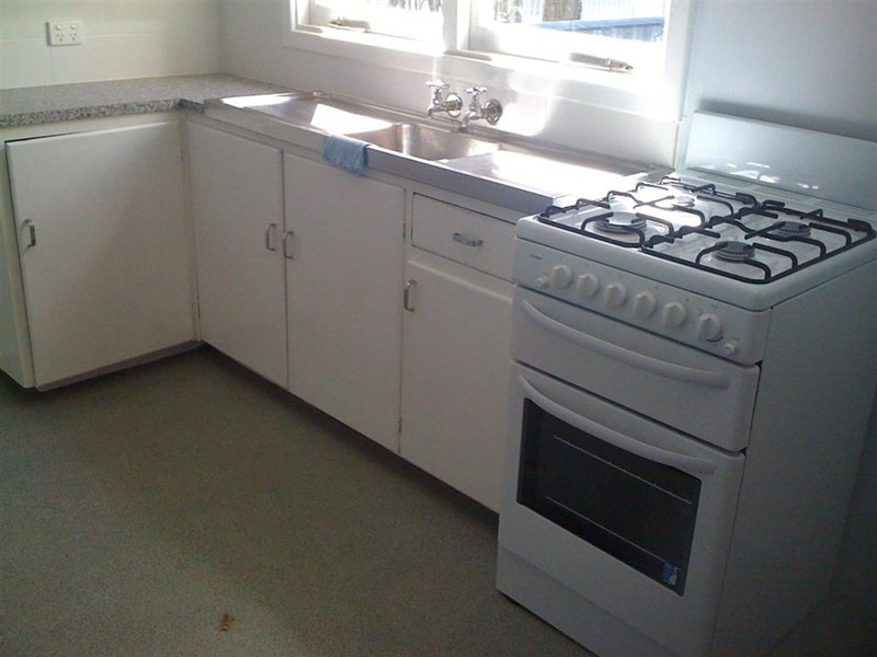 21B Lefroy Street, Narrogin WA 6312