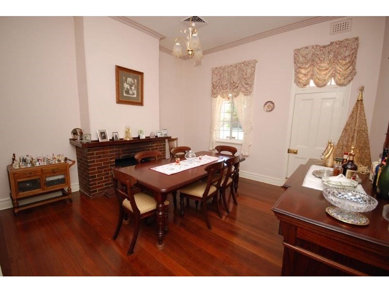 8 Hansard Street, Narrogin WA 6312