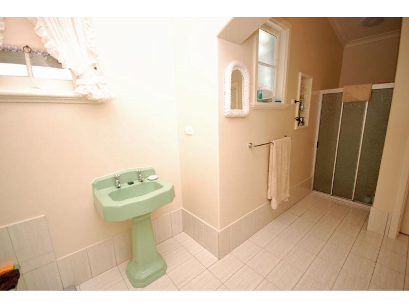 8 Hansard Street, Narrogin WA 6312