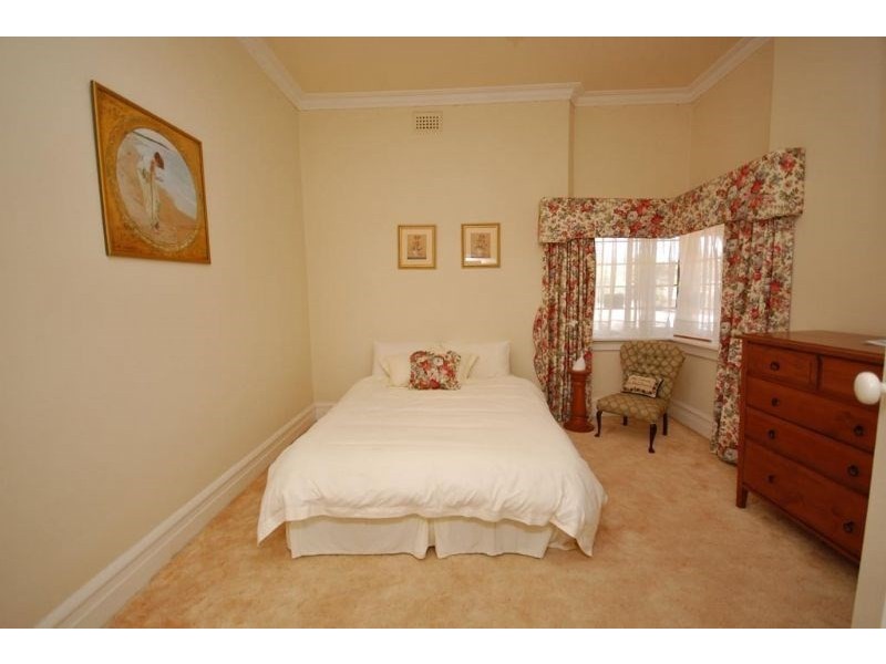 8 Hansard Street, Narrogin WA 6312