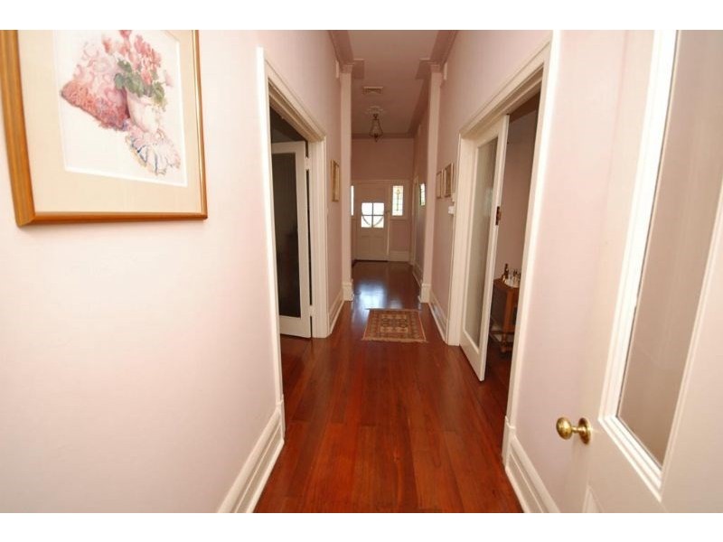 8 Hansard Street, Narrogin WA 6312