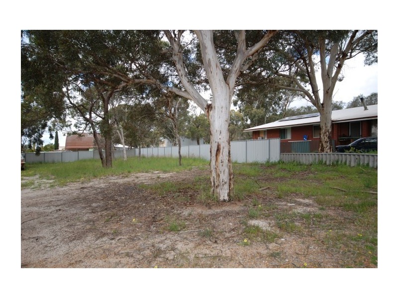 35 Lefroy Street, Narrogin WA 6312