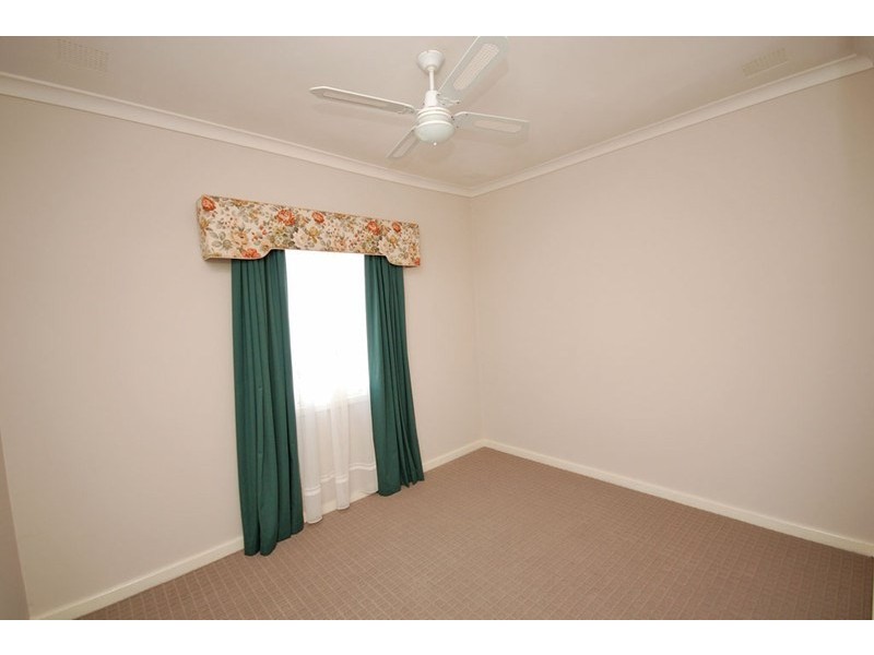 137 Clayton Road, Narrogin WA 6312