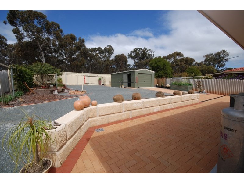 23 Hough Street, Narrogin WA 6312