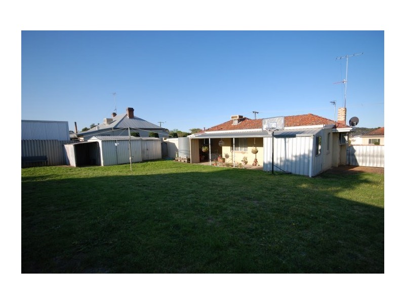 32 Glyde Street, Narrogin WA 6312