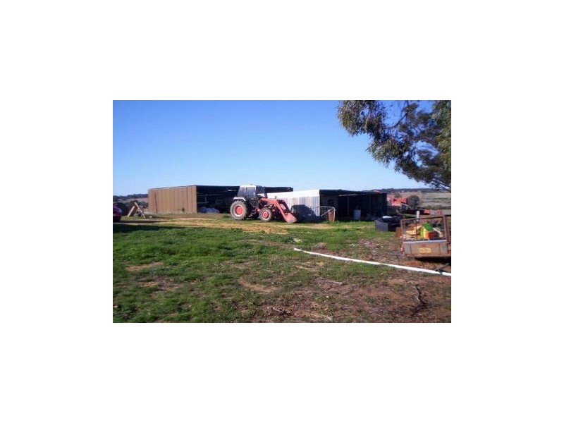 3 Bunmulling Road, Popanyinning WA 6309