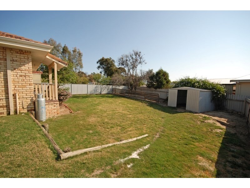 4 Garfield Street, Narrogin WA 6312