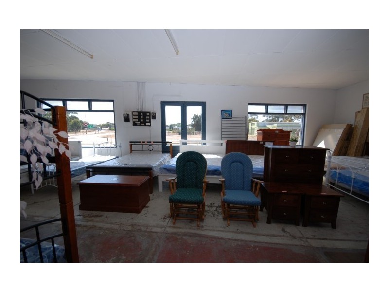 16 Federal Street, Narrogin WA 6312