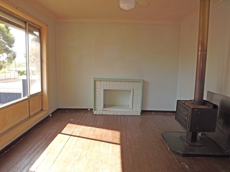 4 Roe Street, Narrogin WA 6312