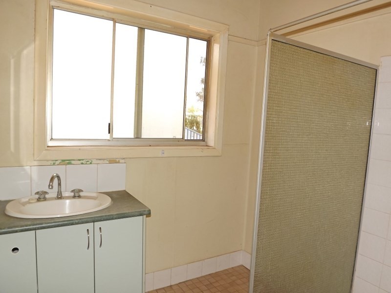 4 Roe Street, Narrogin WA 6312