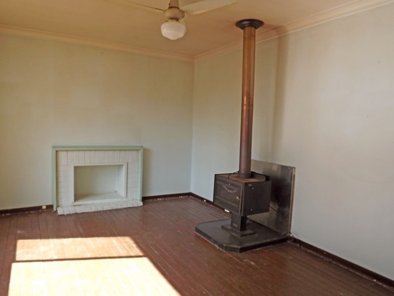 4 Roe Street, Narrogin WA 6312