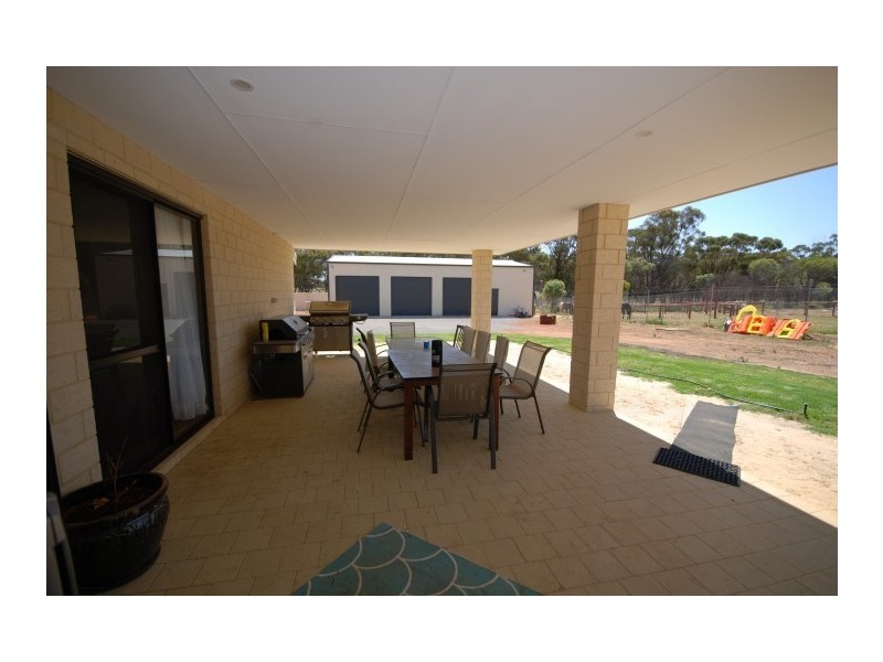 21 Fox Street, Narrogin WA 6312