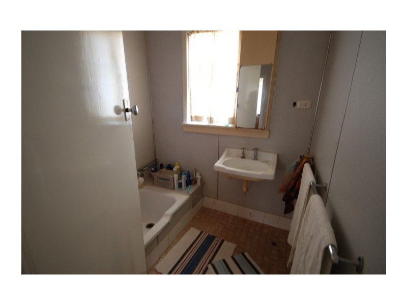 3 Lefroy Street, Narrogin WA 6312