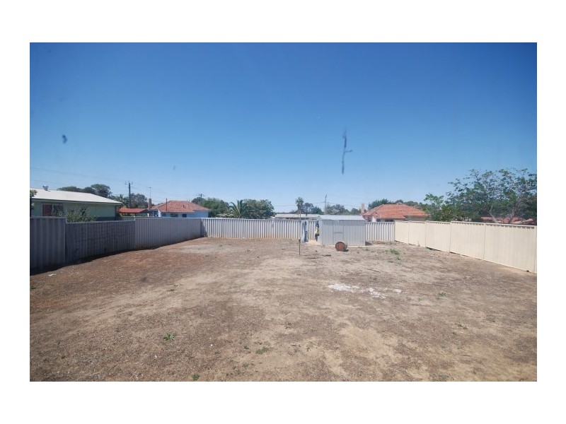 3 Lefroy Street, Narrogin WA 6312