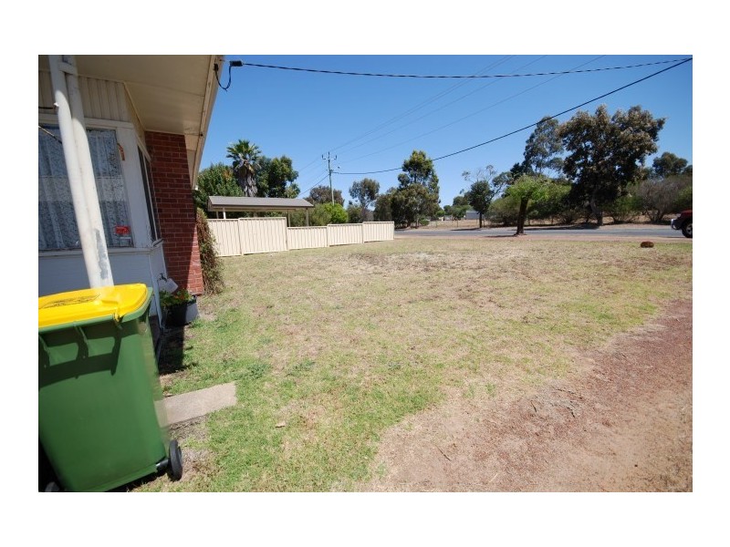 3 Lefroy Street, Narrogin WA 6312