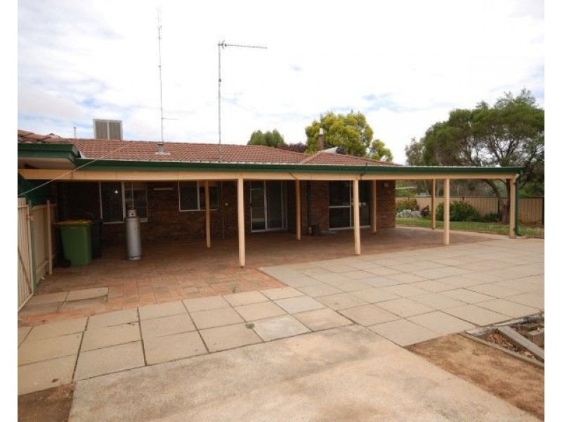 42 Park Street, Pingelly WA 6308