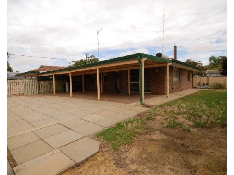 42 Park Street, Pingelly WA 6308
