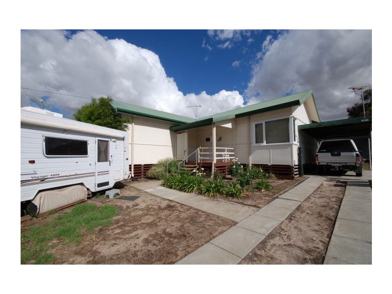 11 Ashworth Crescent, Narrogin WA 6312