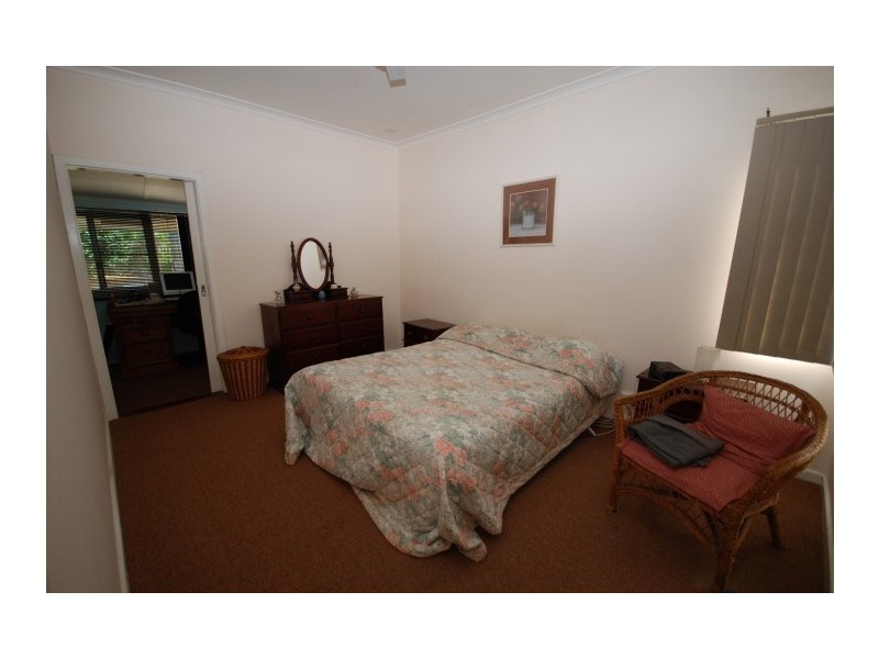 11 Ashworth Crescent, Narrogin WA 6312