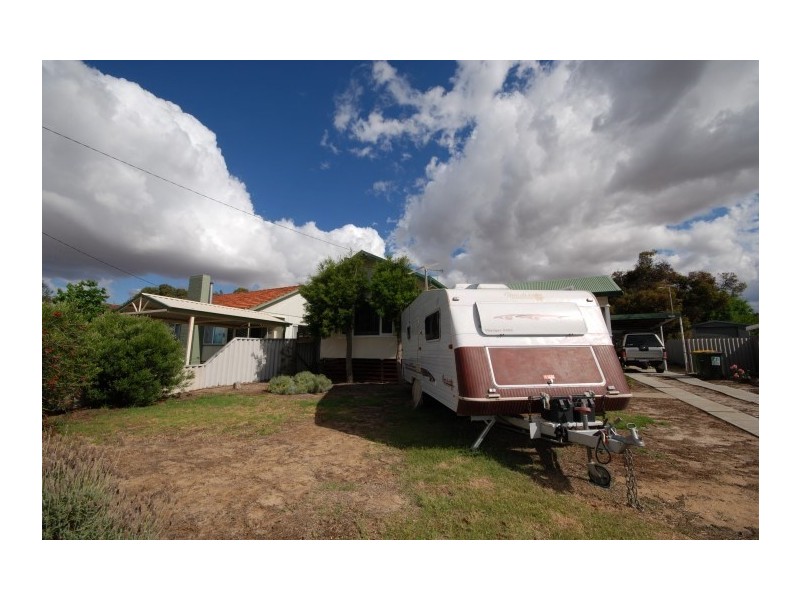 11 Ashworth Crescent, Narrogin WA 6312