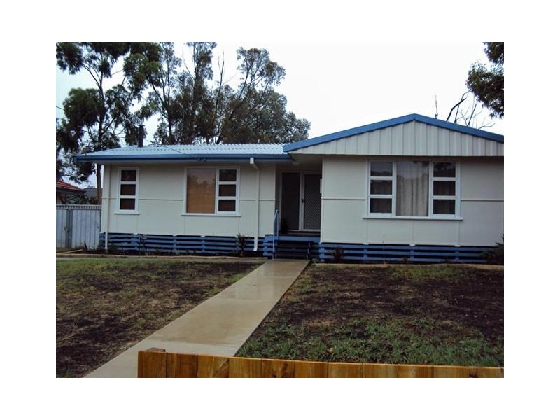 12 Clark Street, Narrogin WA 6312