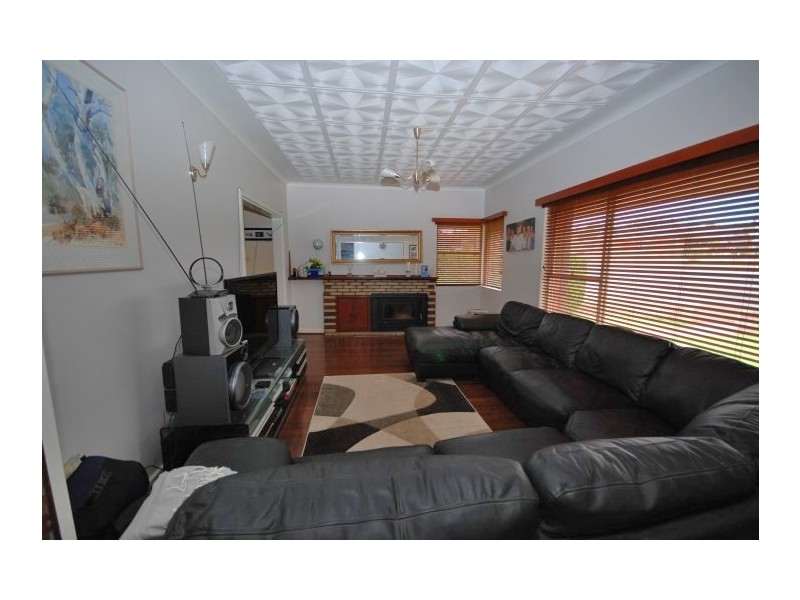 127 Narrakine Road, Narrogin WA 6312