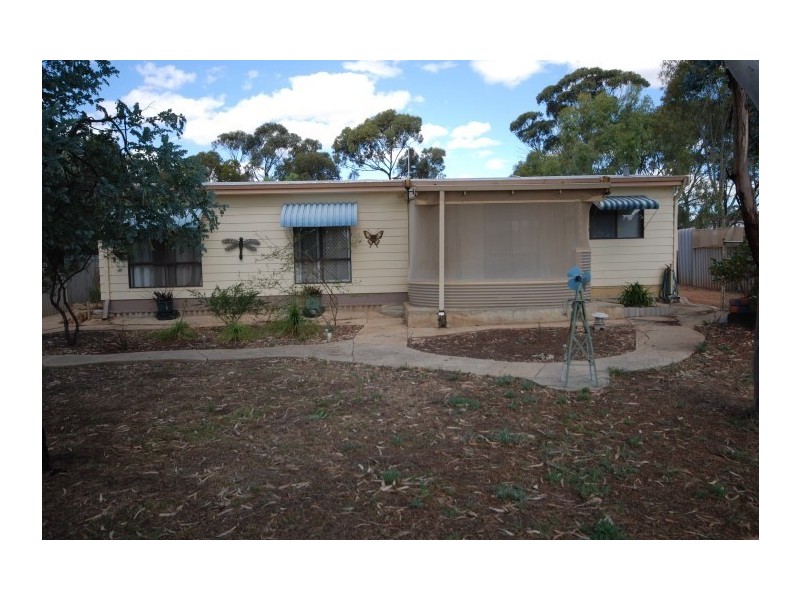 27 Stratford Street, Pingelly WA 6308