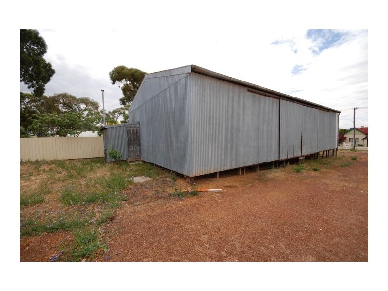 35 Queen Street, Pingelly WA 6308