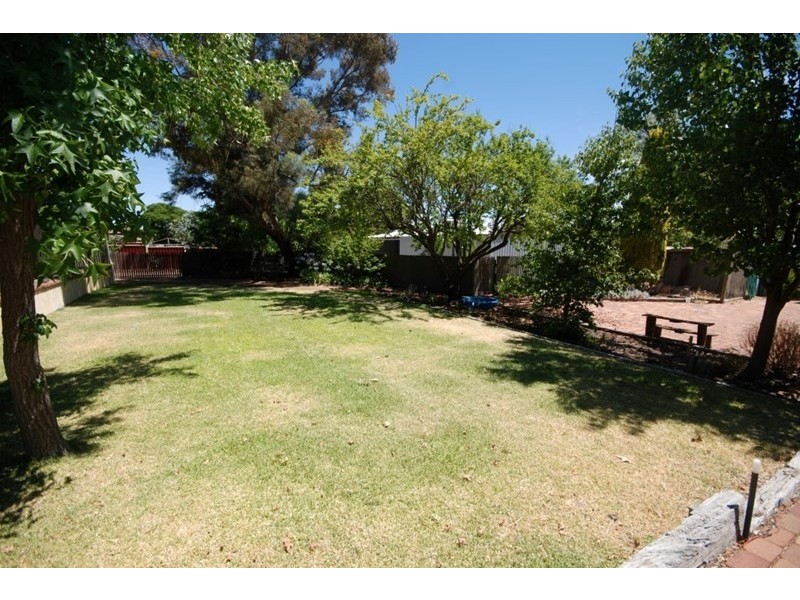 2 Harper Street, Narrogin WA 6312